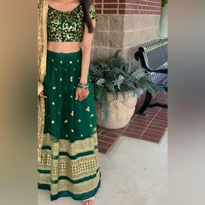 Dark green lehenga xs/s